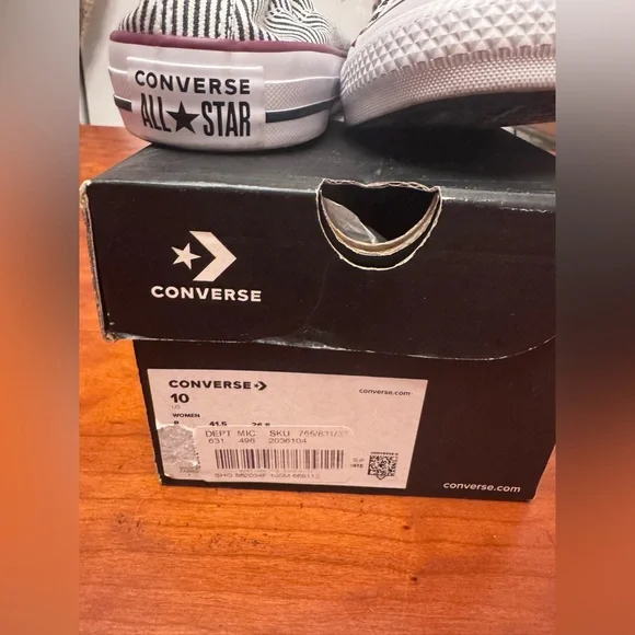 Converse Black and White Striped Sneakers - Picture 6 of 6